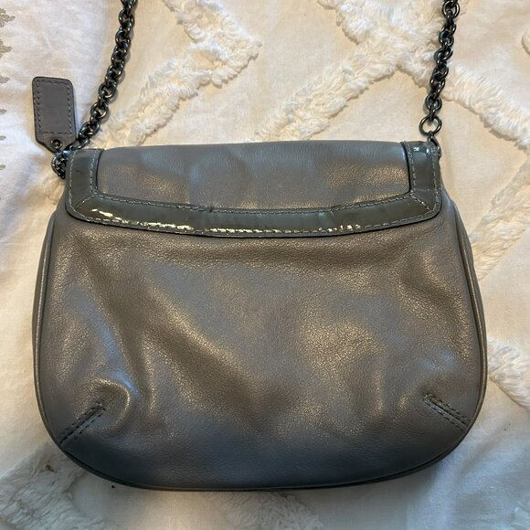 Coach medium grey leather shoulder bag with graphite chain strap - Picture 2 of 5